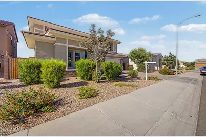 8730 W Vista Avenue, Glendale, AZ 85305 - Photo 3