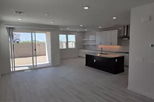 9734 S 11th Pl S, Phoenix, AZ 85042 - Photo 3