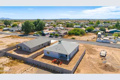 32001 N Poplar Street, Wittmann, AZ 85361 - Photo 45
