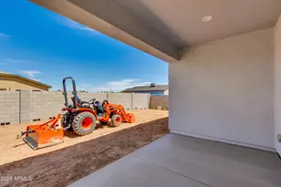 32001 N Poplar St, Wittmann, AZ 85361 - Photo 43