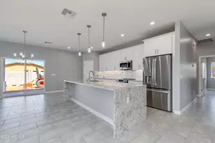 32001 N Poplar St, Wittmann, AZ 85361 - Photo 11