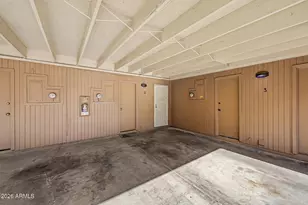 735 E North Ln, Phoenix, AZ 85020 - Photo 27