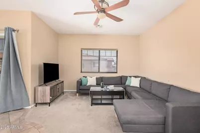 805 S Sycamore Street #203, Mesa, AZ 85202 - Photo 5