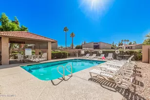 805 S Sycamore St, Mesa, AZ 85202 - Photo 5