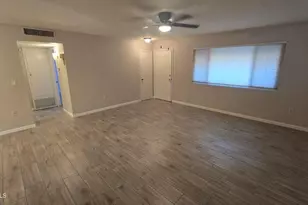 10601 W Bolivar Dr, Sun City, AZ 85351 - Photo 9