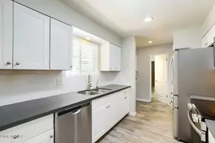 13620 N 33rd Ave, Phoenix, AZ 85029 - Photo 11