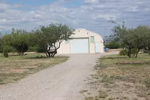 10847 S Kings Ranch Rd, Hereford, AZ 85615 - Photo 1