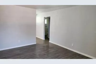 2645 W Morten Avenue #2, Phoenix, AZ 85051 - Photo 5