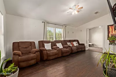 7300 N 51st Avenue #118, Glendale, AZ 85301 - Photo 5