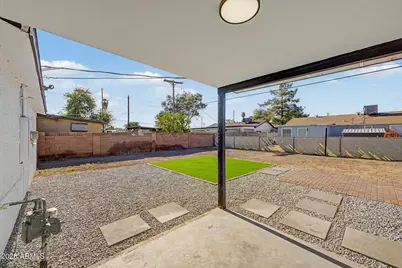 5846 W Cheery Lynn Road, Phoenix, AZ 85031 - Photo 33