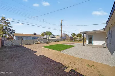 5846 W Cheery Lynn Road, Phoenix, AZ 85031 - Photo 37