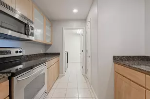 2302 N Central Ave, Phoenix, AZ 85004 - Photo 11