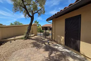 37206 N Tom Darlington Dr, Carefree, AZ 85377 - Photo 21