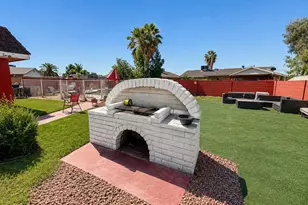 6411 W Verde Ln, Phoenix, AZ 85033 - Photo 23