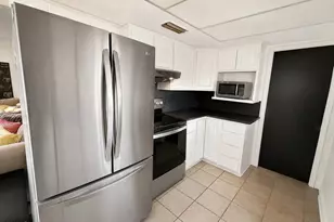 6411 W Verde Ln, Phoenix, AZ 85033 - Photo 13