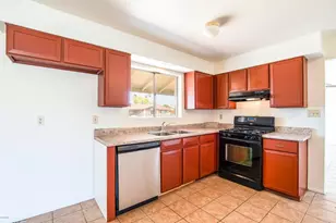 1535 W Capri Ave, Mesa, AZ 85202 - Photo 9