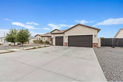 18020 E Indiana Avenue, Queen Creek, AZ 85142 - Photo 3