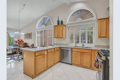 8534 W Wescott Drive, Peoria, AZ 85382 - Photo 11