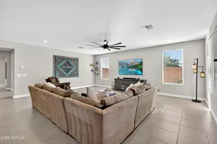 21375 N 260th Dr, Buckeye, AZ 85396 - Photo 9