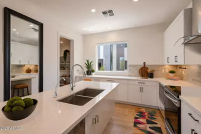 16510 N 92nd Street #1006, Scottsdale, AZ 85260 - Photo 9