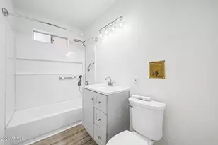 2611 W Osborn Rd, Phoenix, AZ 85017 - Photo 19
