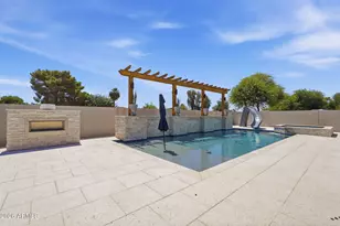 215 S Parkcrest St, Gilbert, AZ 85296 - Photo 57