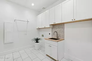 215 S Parkcrest St, Gilbert, AZ 85296 - Photo 45