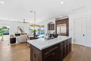 215 S Parkcrest St, Gilbert, AZ 85296 - Photo 13