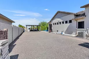 2652 E Pelican Ct, Gilbert, AZ 85297 - Photo 111