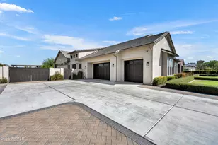 2652 E Pelican Ct, Gilbert, AZ 85297 - Photo 103