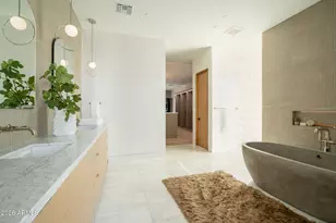 6840 E Avenida El Alba Ave, Paradise Valley, AZ 85253 - Photo 25
