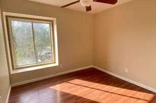 8044 N 32nd Ln, Phoenix, AZ 85051 - Photo 11