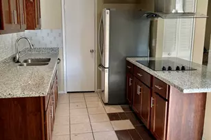 8044 N 32nd Ln, Phoenix, AZ 85051 - Photo 5