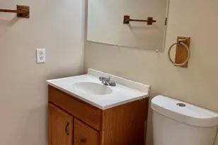 8044 N 32nd Ln, Phoenix, AZ 85051 - Photo 9