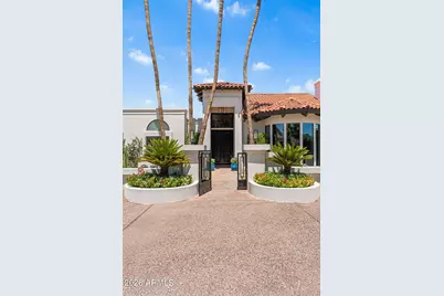 8701 N 64th Place, Paradise Valley, AZ 85253 - Photo 11