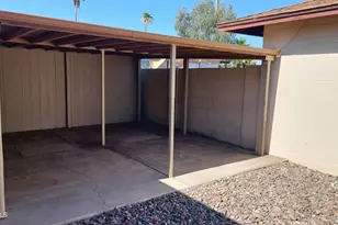 3418 W Mandalay Ln, Phoenix, AZ 85053 - Photo 19