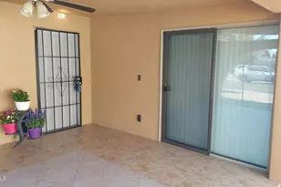 3418 W Mandalay Ln, Phoenix, AZ 85053 - Photo 7