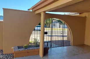 3418 W Mandalay Ln, Phoenix, AZ 85053 - Photo 5