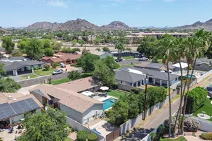 821 E Desert Park Ln, Phoenix, AZ 85020 - Photo 47