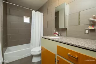 821 E Desert Park Ln, Phoenix, AZ 85020 - Photo 33