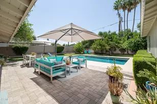 821 E Desert Park Ln, Phoenix, AZ 85020 - Photo 35