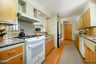821 E Desert Park Ln, Phoenix, AZ 85020 - Photo 21
