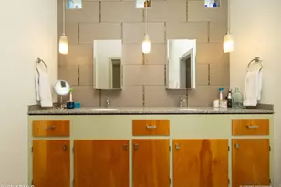 821 E Desert Park Ln, Phoenix, AZ 85020 - Photo 25