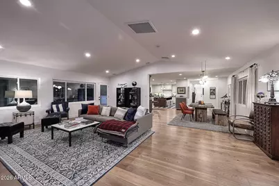 6815 N 2nd Street, Phoenix, AZ 85012 - Photo 9