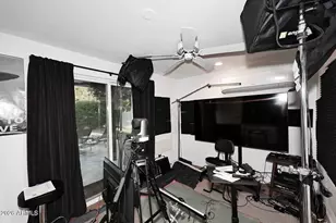 6815 N 2nd St, Phoenix, AZ 85012 - Photo 51