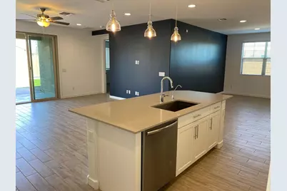 130 E Elmwood Place, Chandler, AZ 85249 - Photo 9