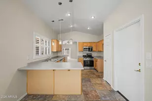 3239 E Woodside Way, Gilbert, AZ 85297 - Photo 11