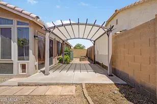 3239 E Woodside Way, Gilbert, AZ 85297 - Photo 35