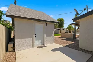 4240 E Desert Cactus St, Phoenix, AZ 85032 - Photo 31