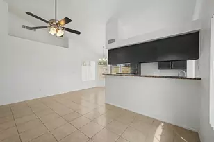 11851 N 76th Dr, Peoria, AZ 85345 - Photo 7